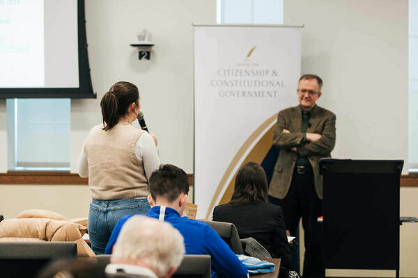Q&A during Aurelian Craiutu's lecture.