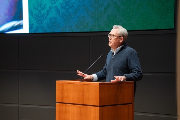 Birzer giving his lecture at the 1776 class