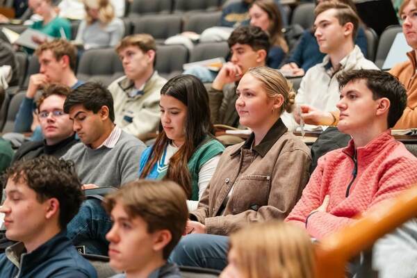 Shri, Alejandra, Molly, and Guy listening the 1776 course.