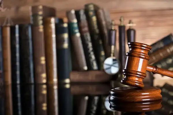 con law featured law
